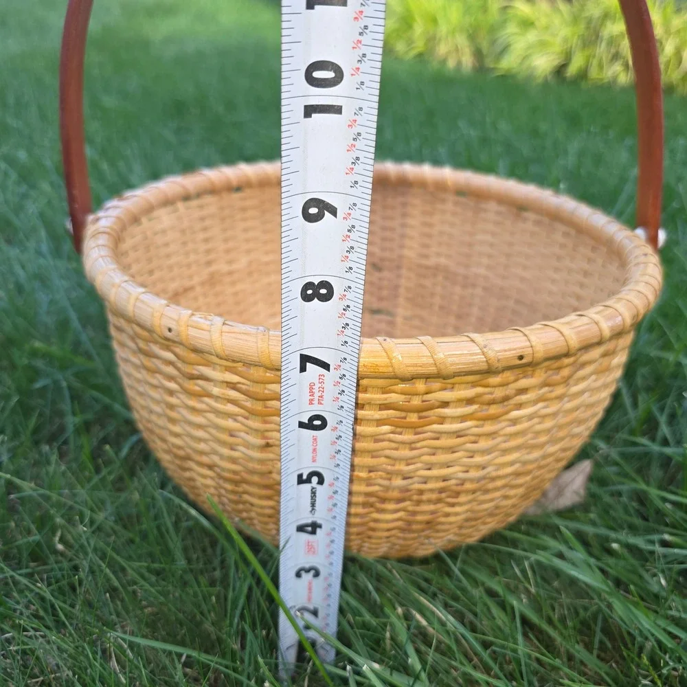 Hand Woven Nantucket Style Round Basket Wood Base Fixed Handle Honey Brown 10in